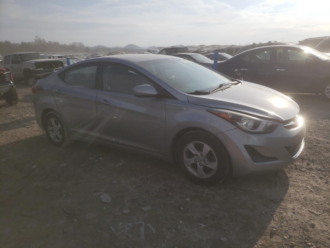 2015 Hyundai Elantra - Image 4