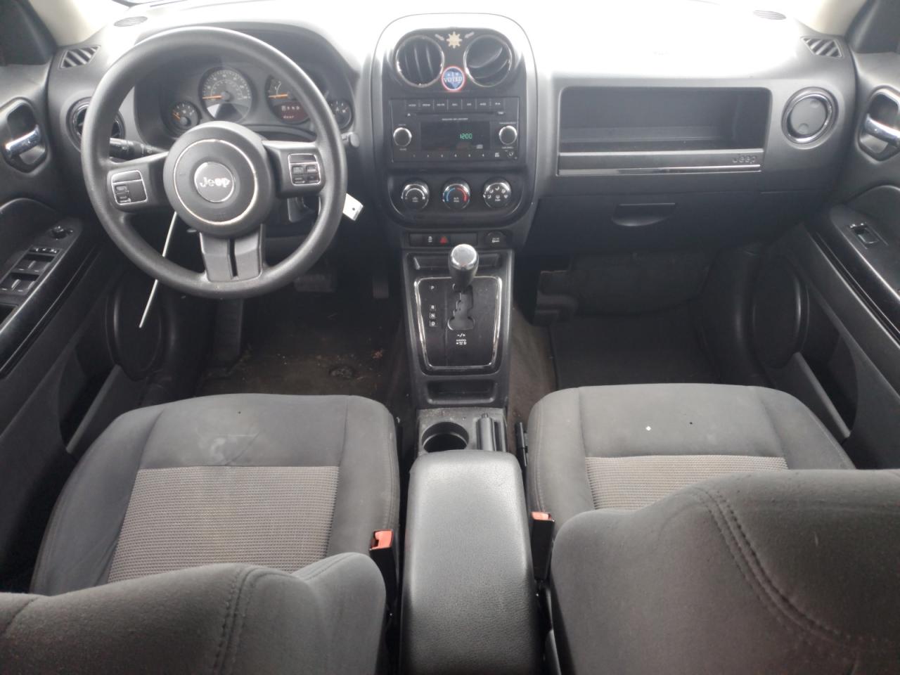 2015 Jeep Liberty (Patriot) - Image 8