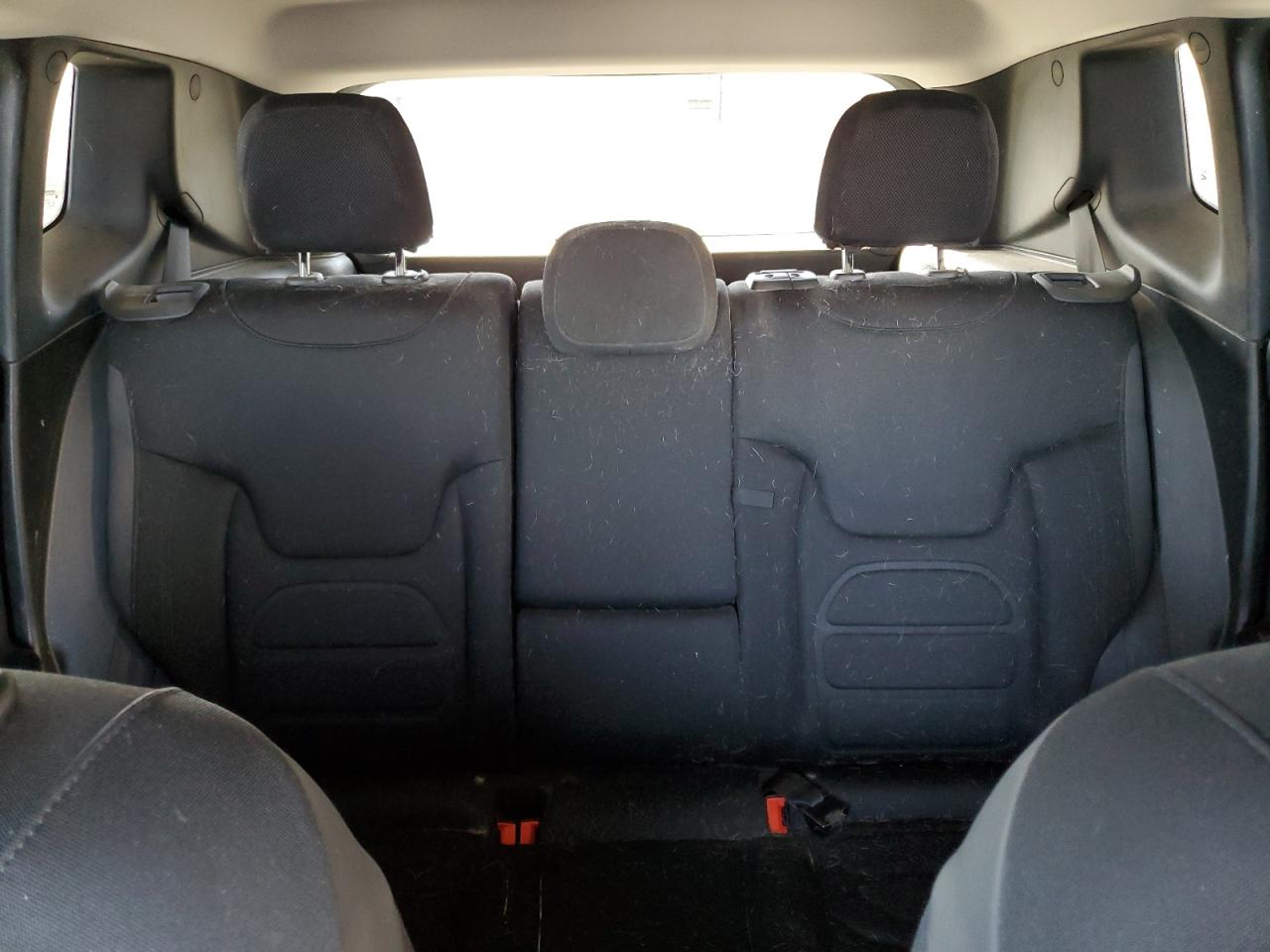 2016 Jeep Renegade - Image 10