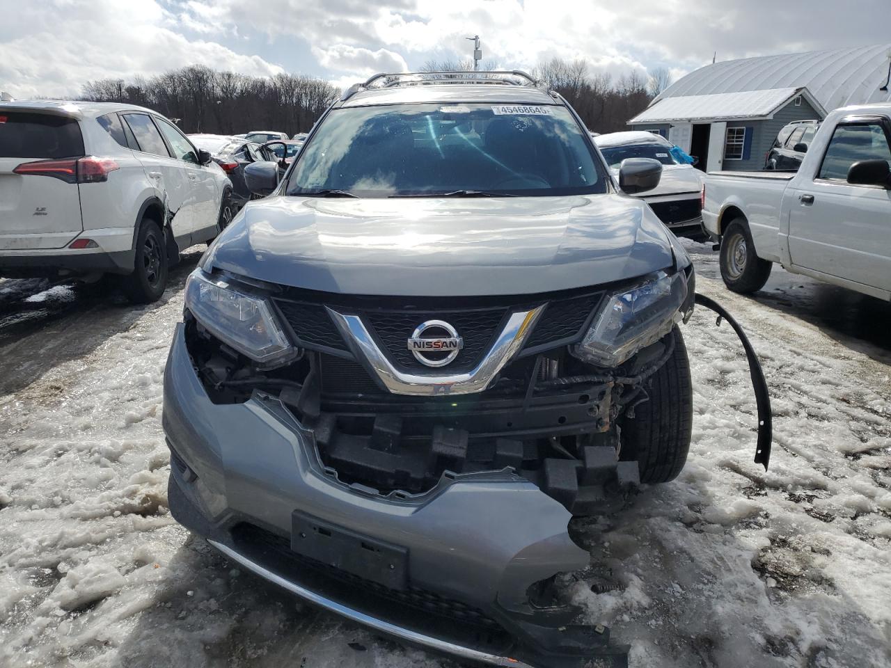 2016 Nissan Rogue - Image 5
