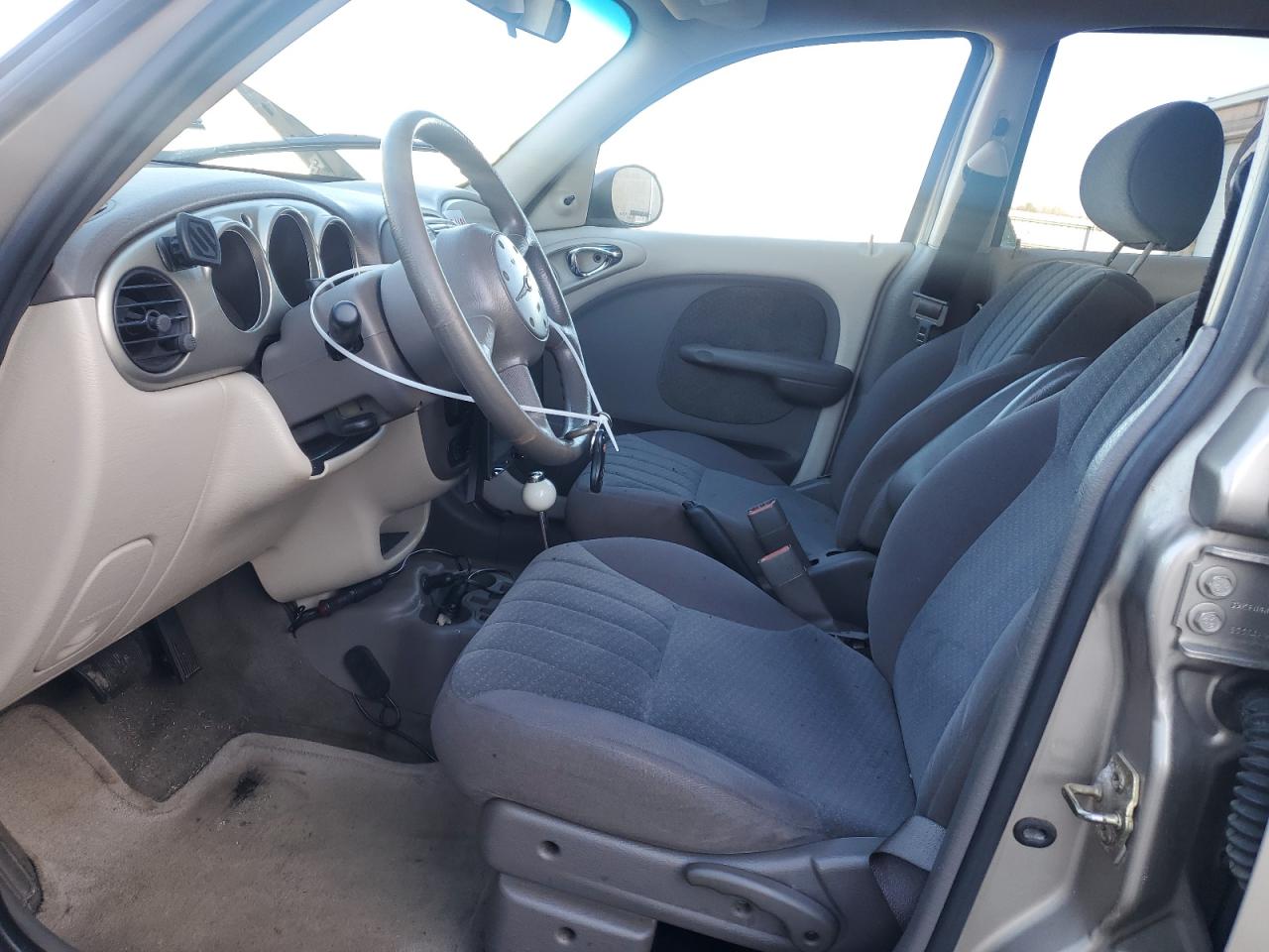 2004 Chrysler PT Cruiser - Image 7