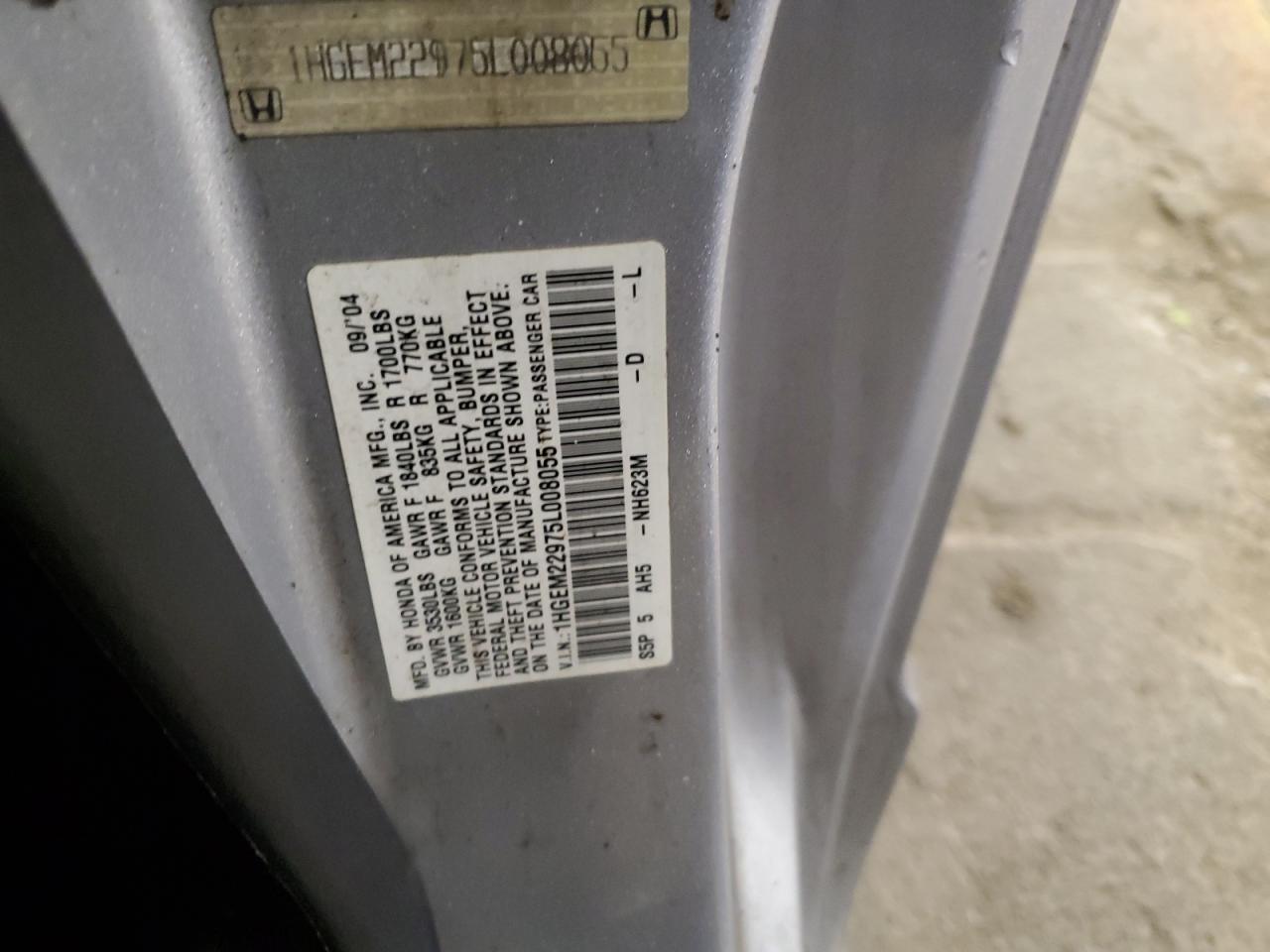 2005 Honda Civic - Image 12