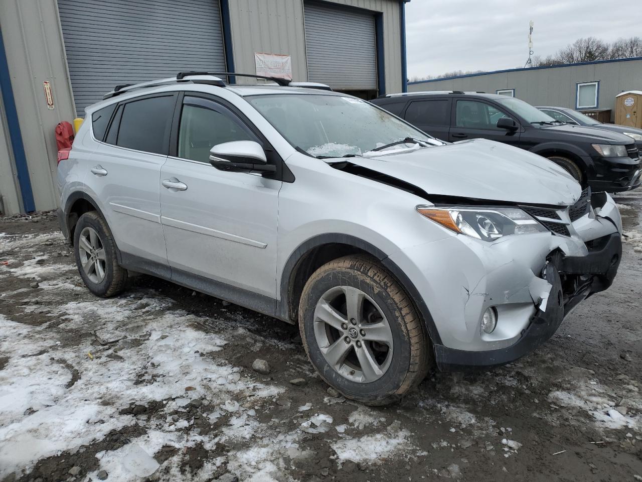 2015 Toyota RAV 4 - Image 4