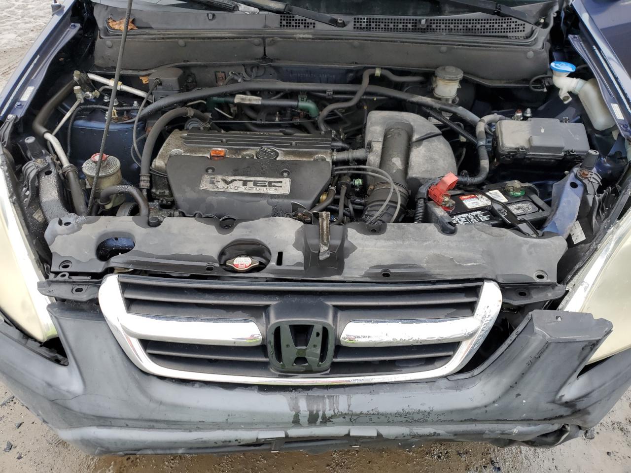 2004 Honda CR-V - Image 11