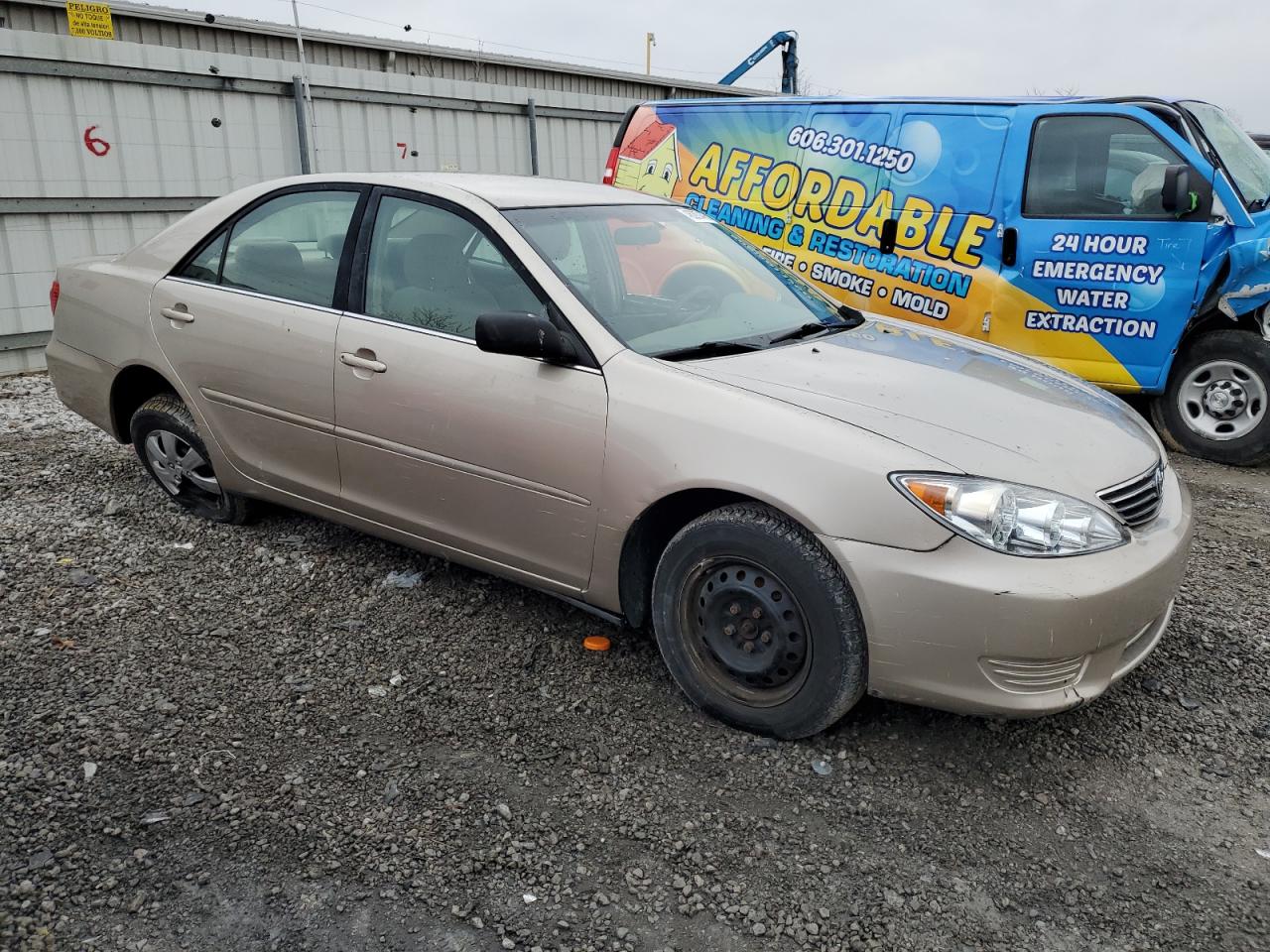 2006 Toyota Camry - Image 4