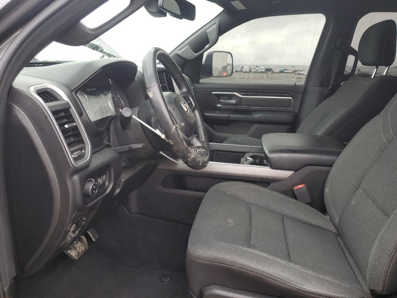 2019 RAM 1500 - Image 7