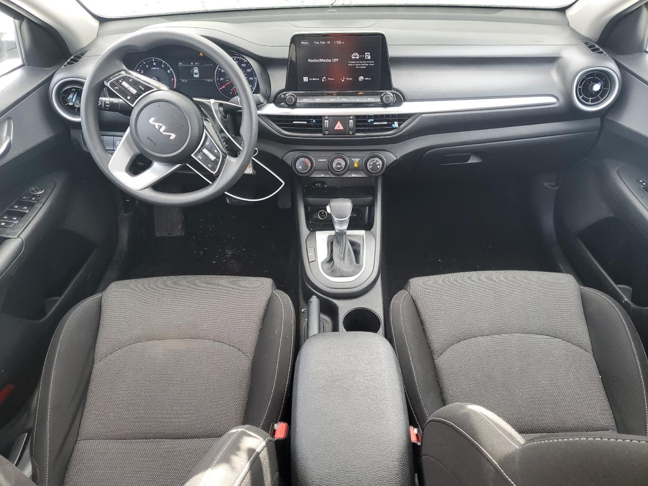 2023 Kia Forte - Image 8