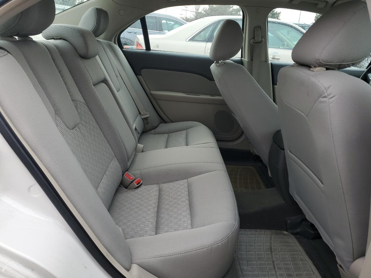 2012 Ford Fusion - Image 10