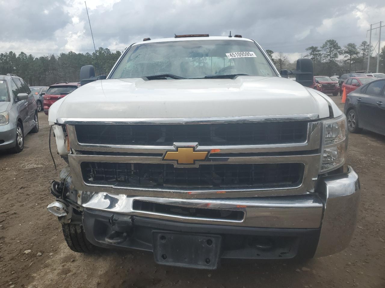 2009 Chevrolet Silverado - Image 5