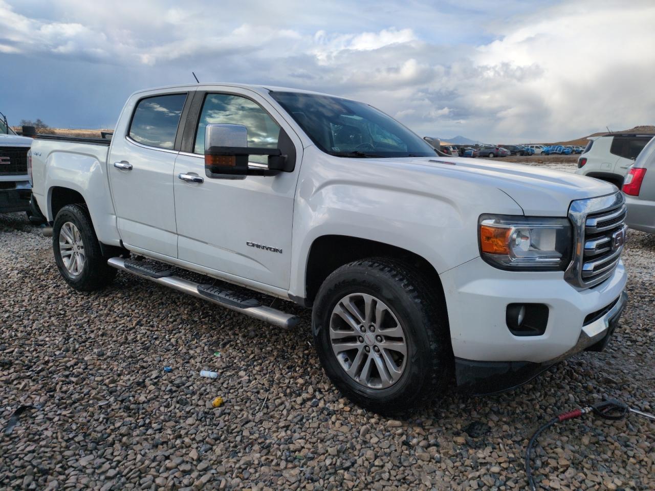 2017 GMC Canyon - Image 4