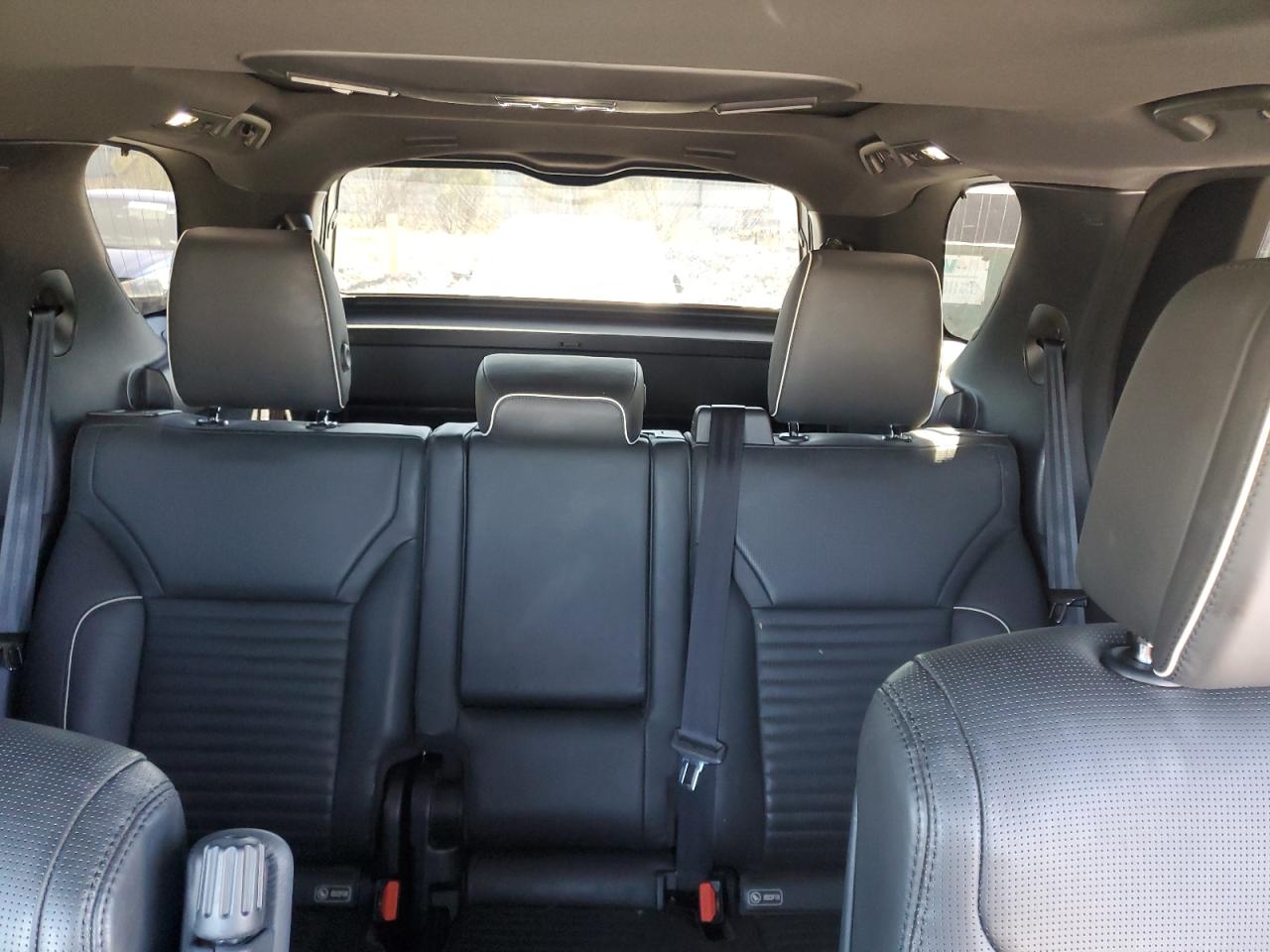 2018 Land Rover Discovery Hse Luxury VIN: SALRT2RV8JA077826 Lot: 46663765