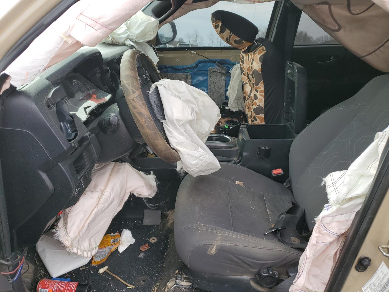 2016 Toyota Tacoma - Image 7