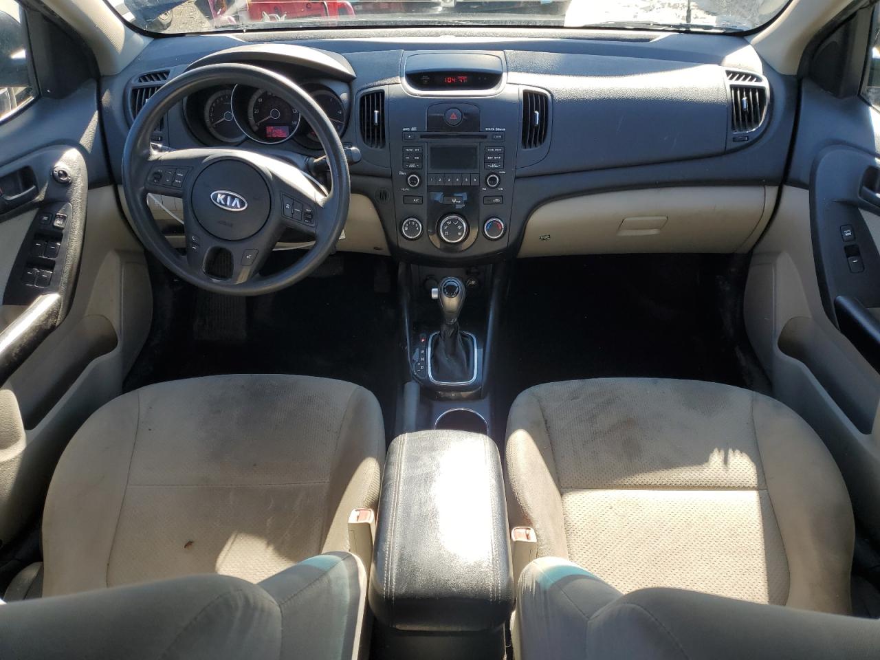 2011 Kia Forte - Image 8