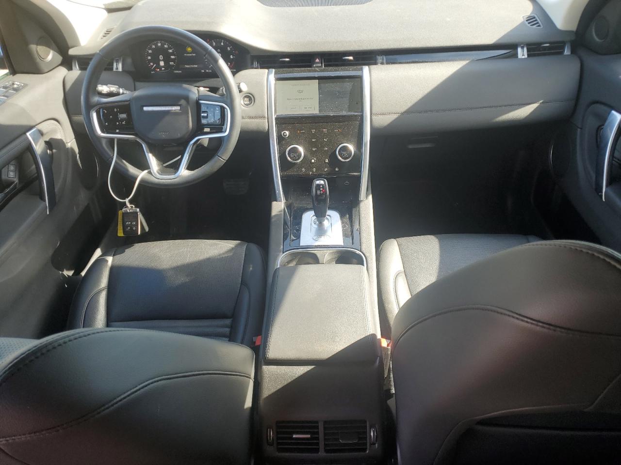 2023 Land Rover Discovery - Image 8