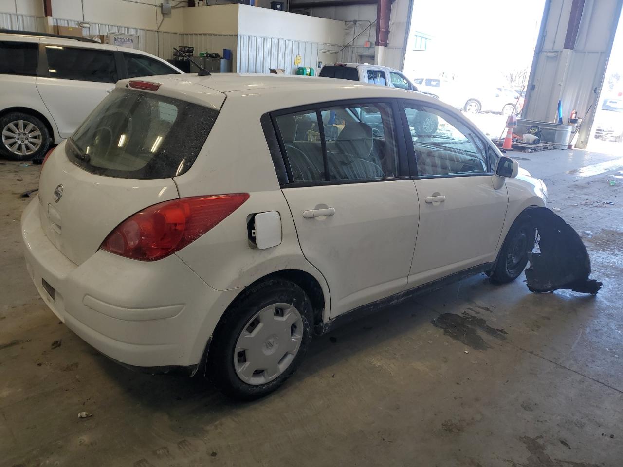 2009 Nissan Versa - Image 3