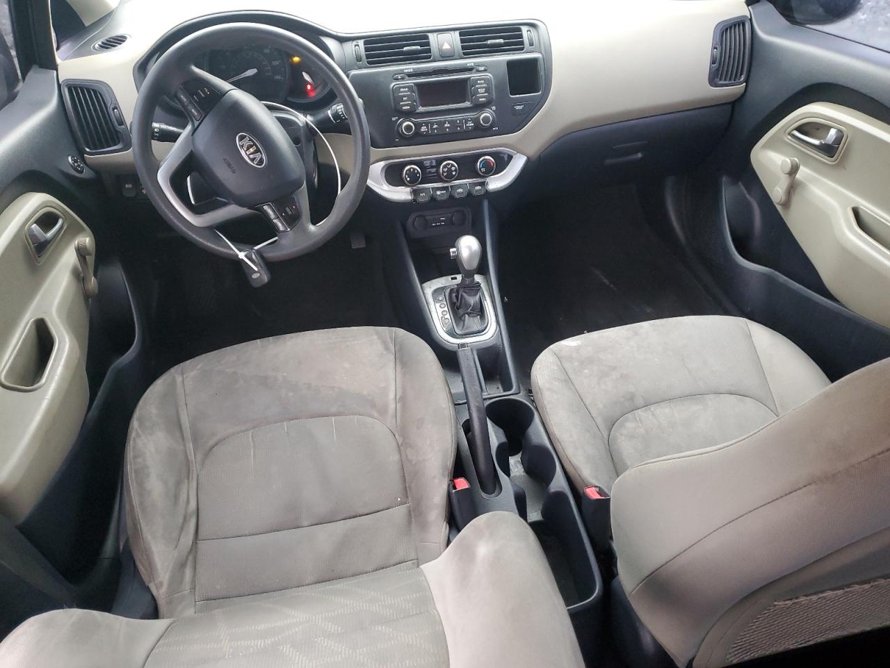 2015 Kia Rio - Image 8