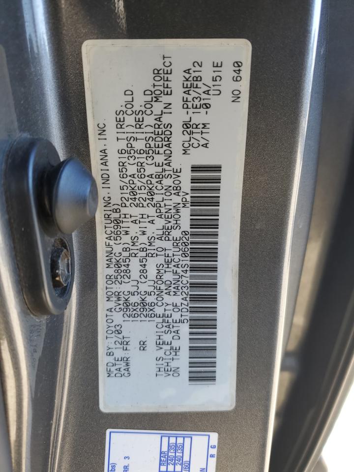 2004 Toyota Sienna - Image 15