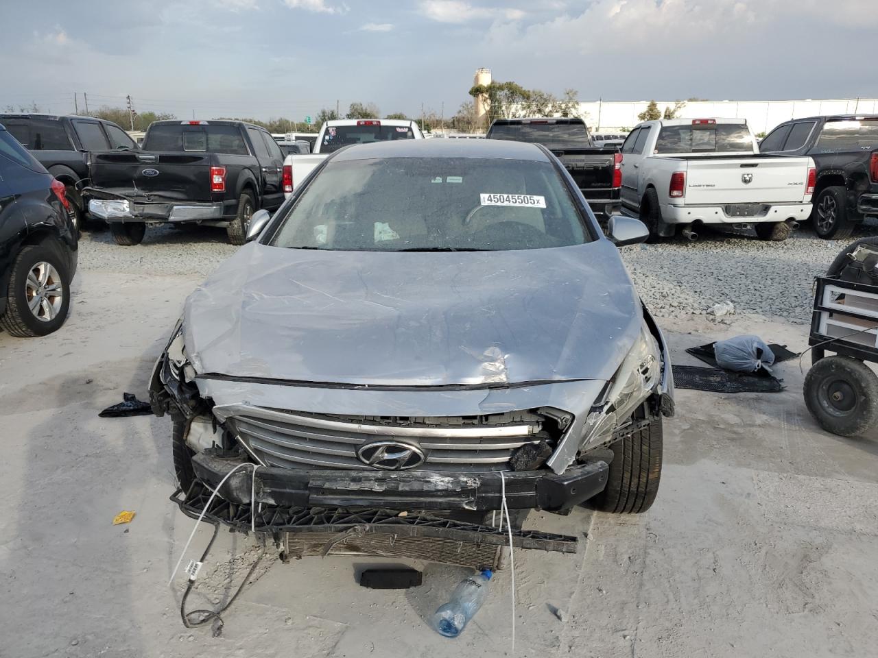 2017 Hyundai Sonata - Image 5