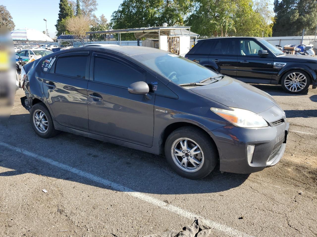 2014 Toyota Prius - Image 4