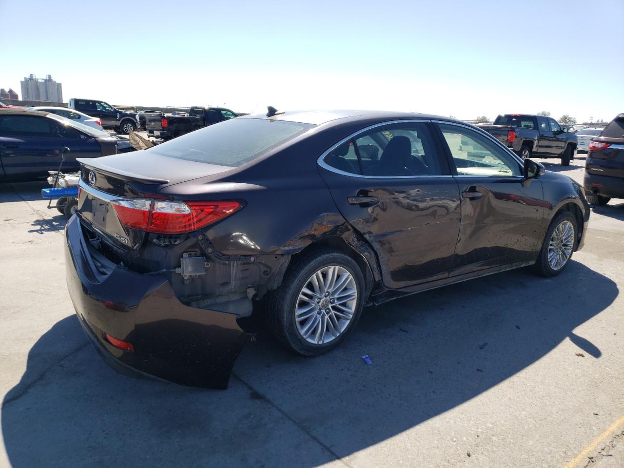 2013 Lexus ES - Image 3