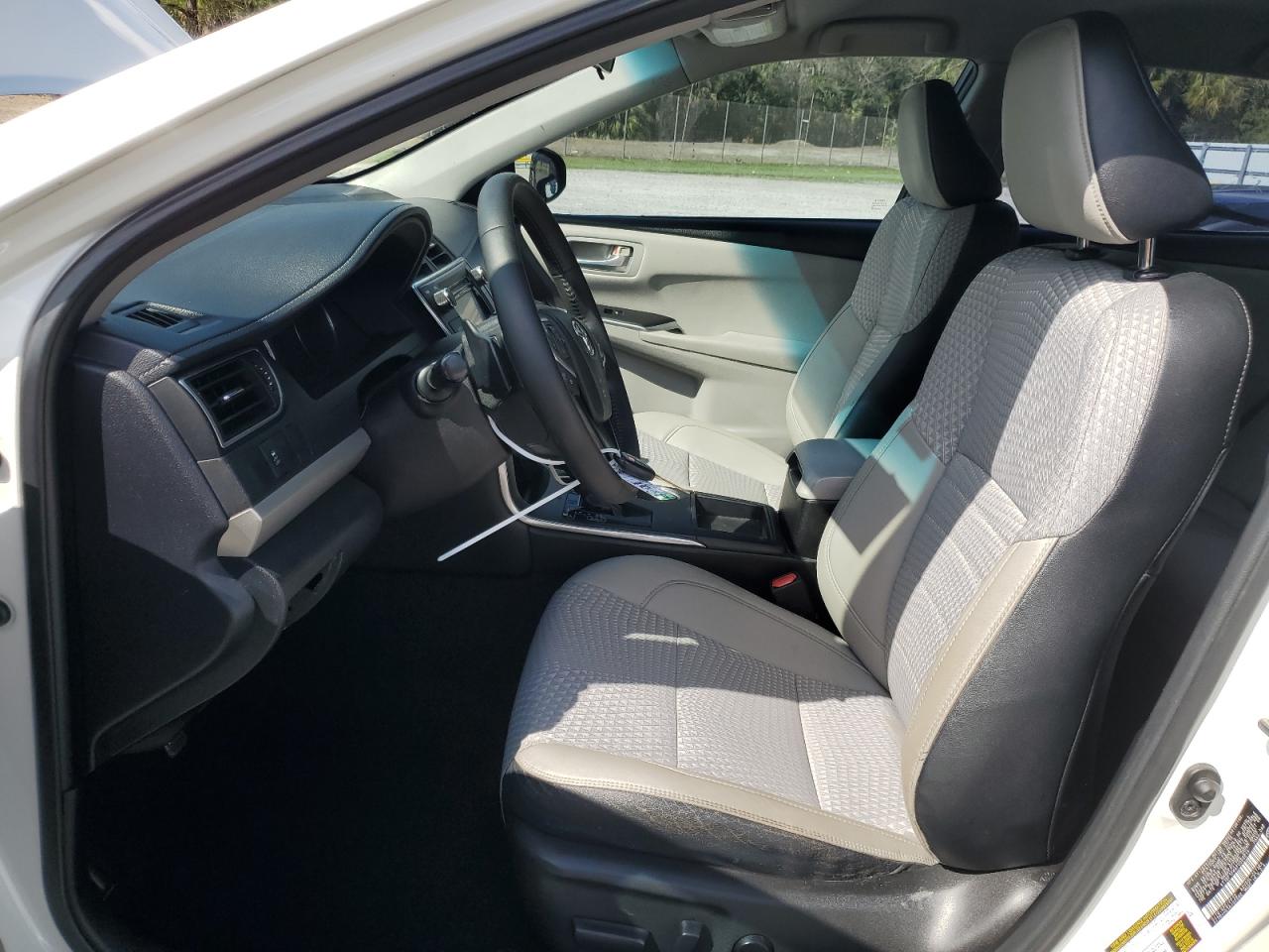 2015 Toyota Camry - Image 7
