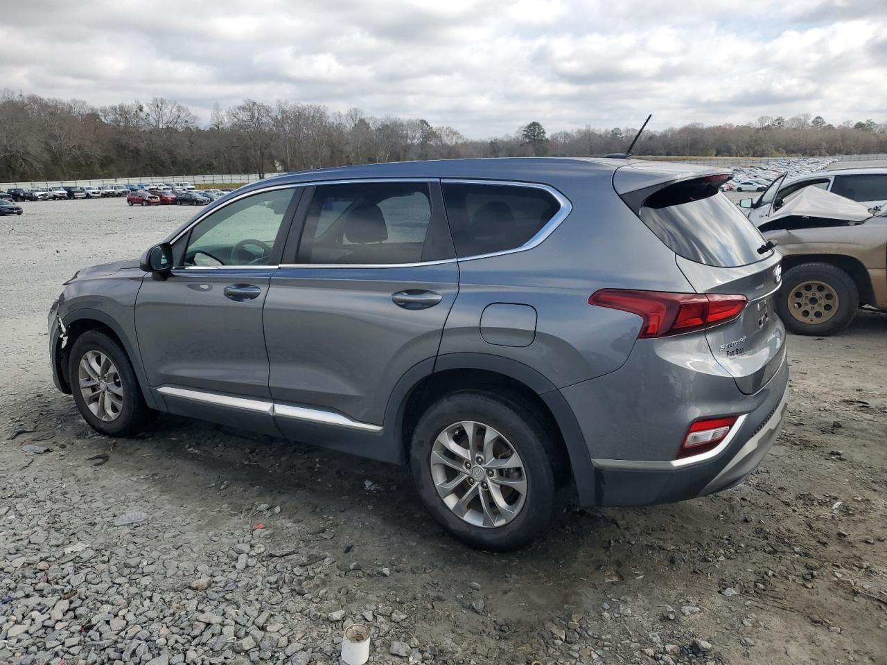 2019 Hyundai Santa Fe - Image 2