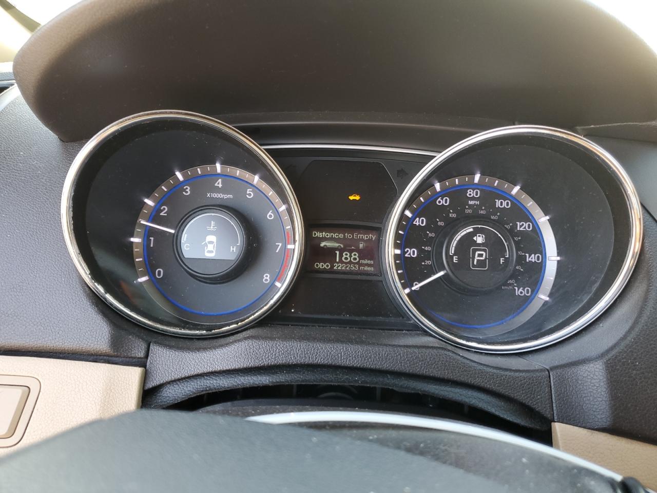 2014 Hyundai Sonata - Image 9