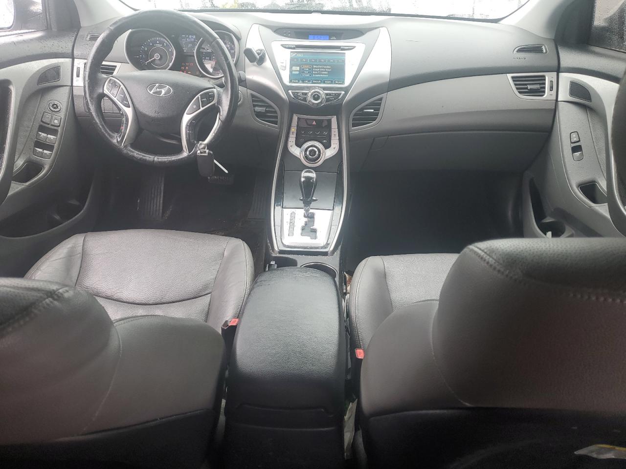 2012 Hyundai Elantra - Image 8