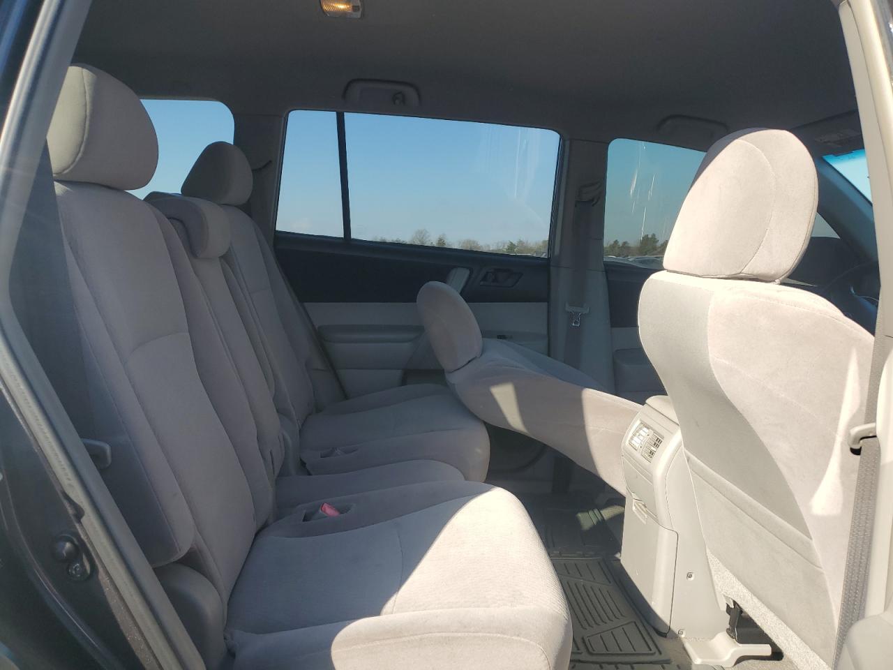 2008 Toyota Highlander - Image 11