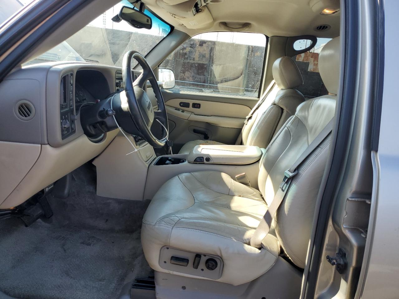 2000 GMC Yukon - Image 7
