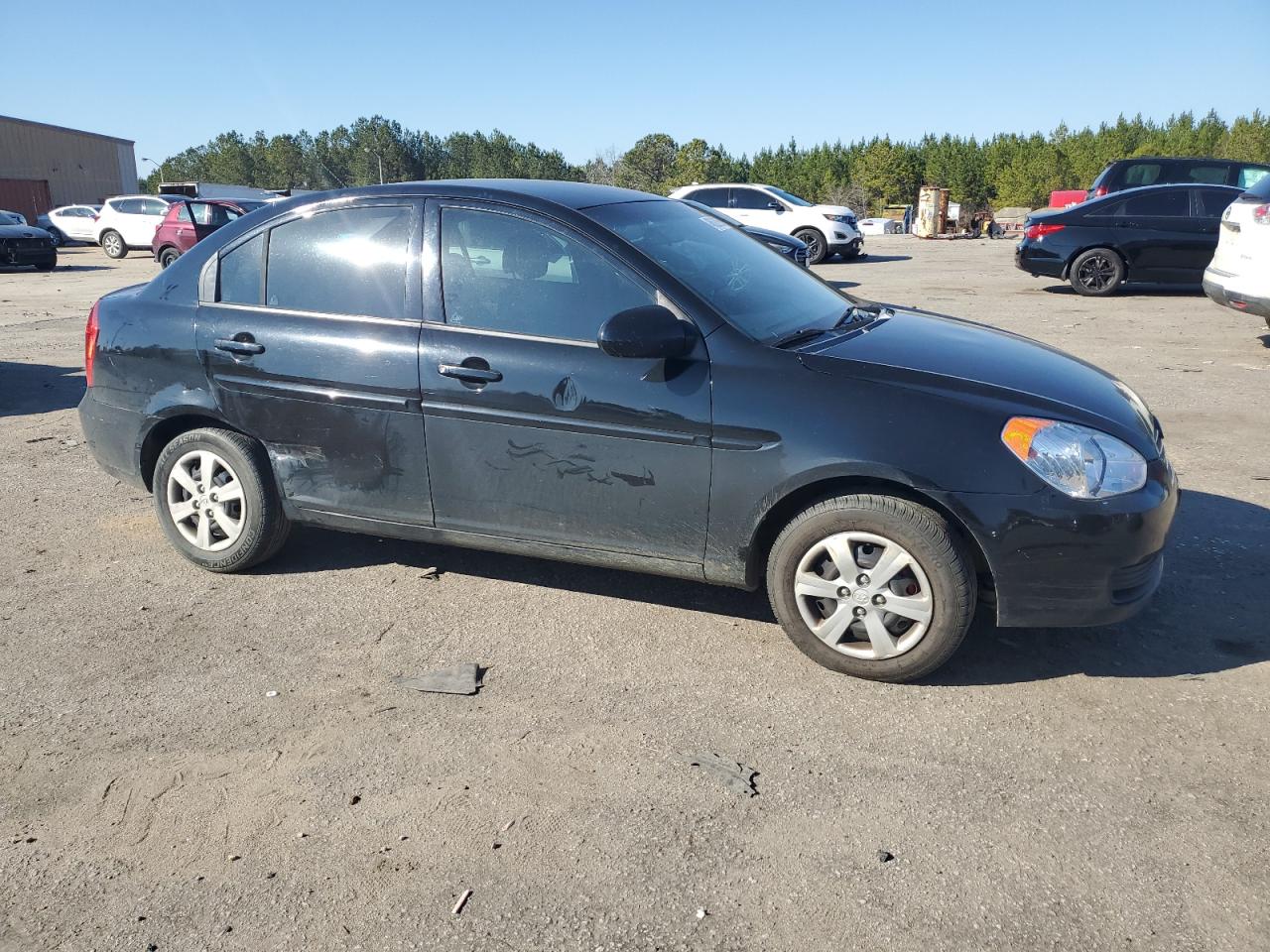 2009 Hyundai Accent - Image 4