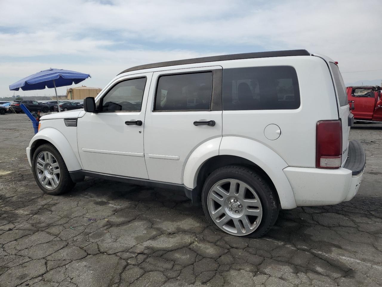 2011 Dodge Nitro - Image 2