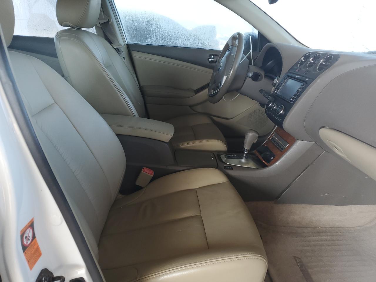 2009 Nissan Altima - Image 7