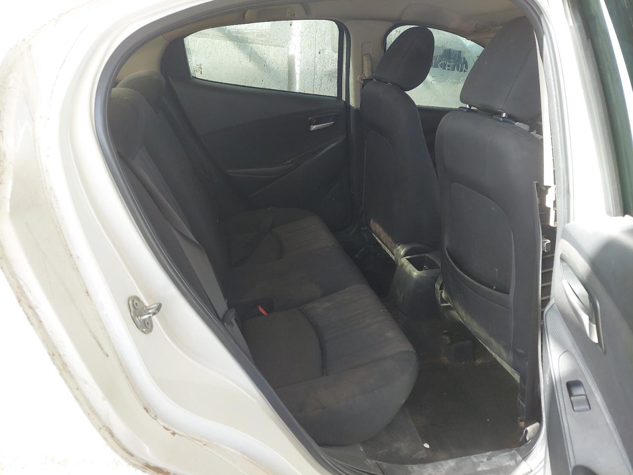 MM7DLASV8GW177057 - 2016 CHRYSLER 200 - #44472465