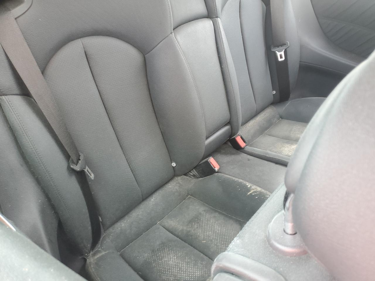 2004 Mercedes-Benz Clk 320 VIN: WDBTK65GX4T015169 Lot: 45521605