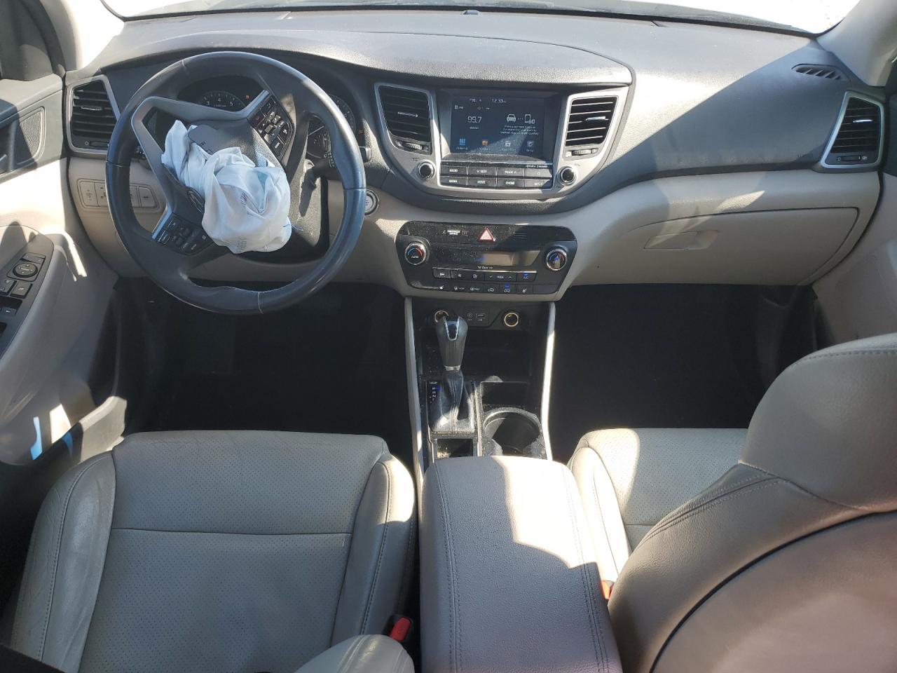 2018 Hyundai Tucson - Image 8