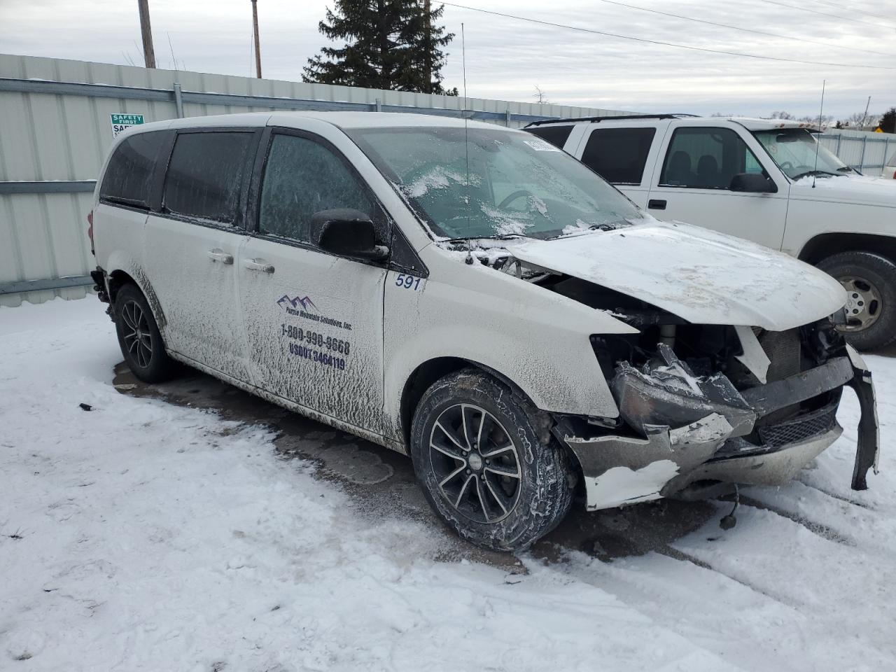 2019 Dodge Caravan - Image 4
