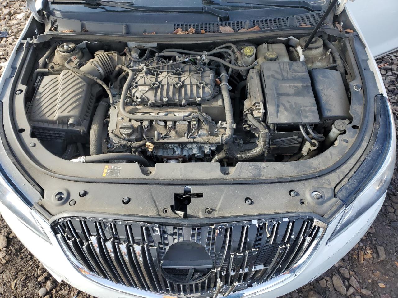 2015 Buick LaCrosse - Image 11