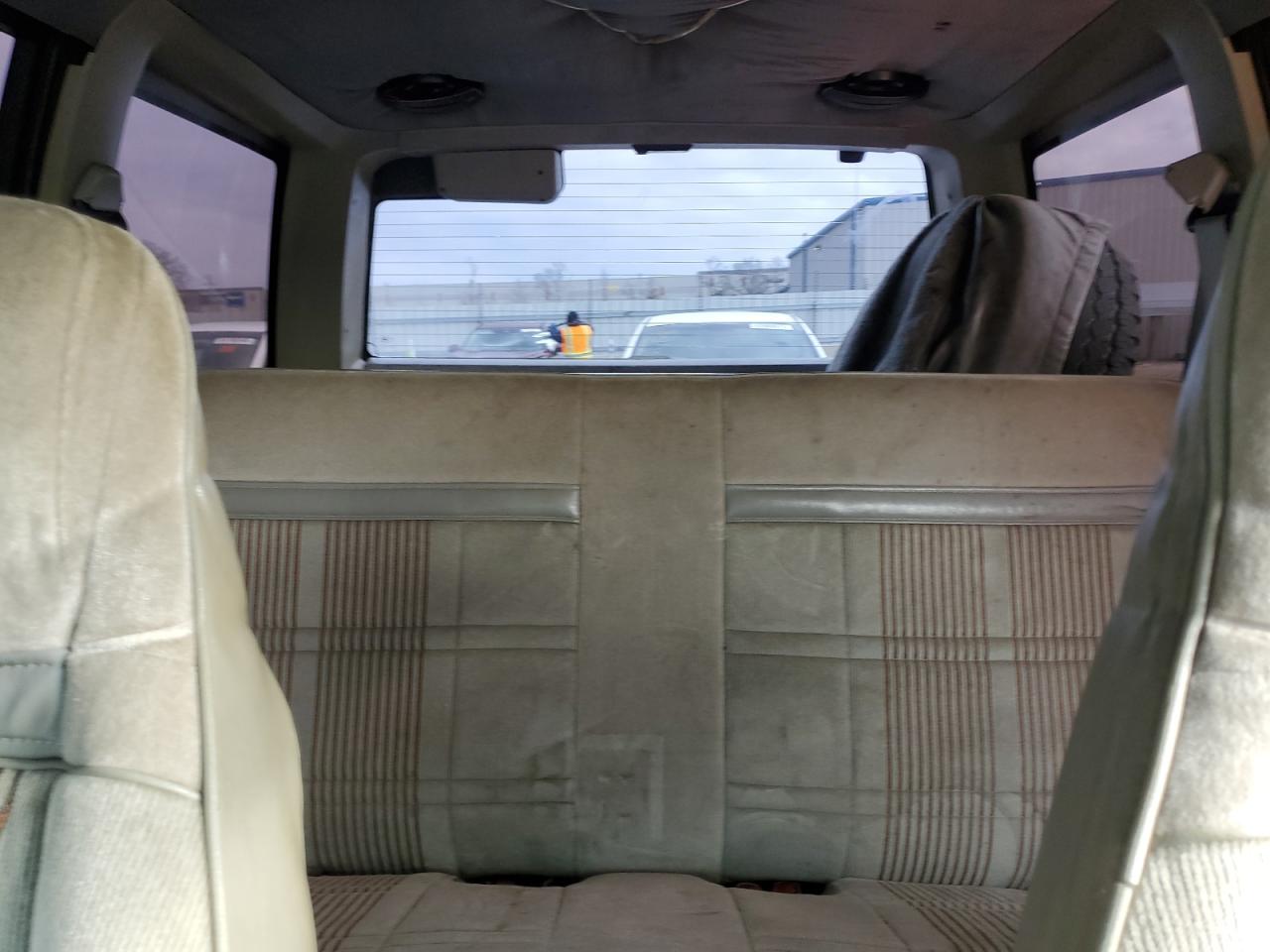 1992 Chevrolet Blazer - Image 10