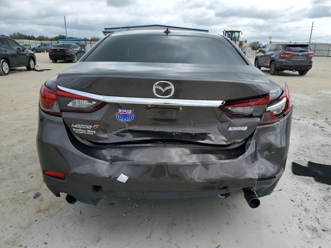 2017 Mazda 6 - Image 6