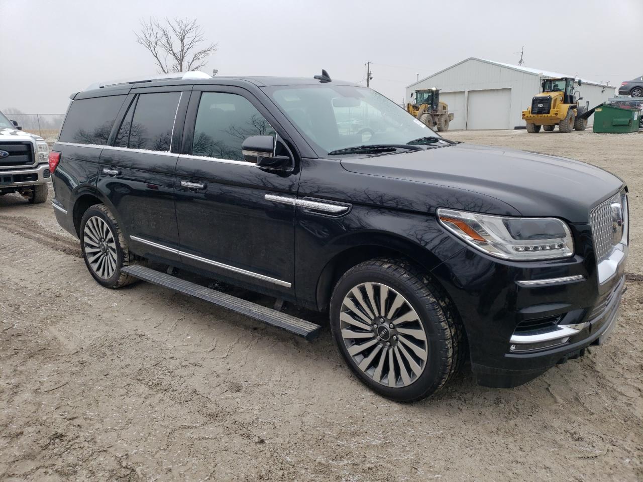 2018 Lincoln Navigator - Image 4