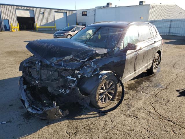  VOLKSWAGEN TIGUAN 2018 Черный