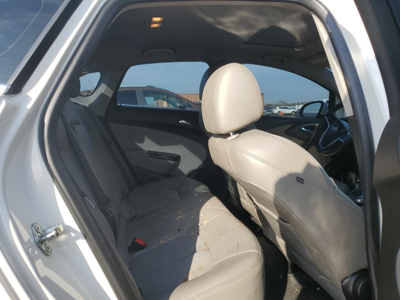 2016 Buick Verano - Image 10