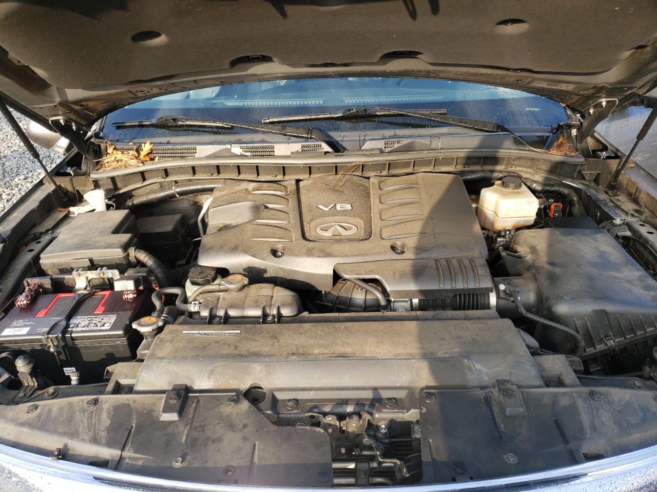 2017 Infiniti QX80 - Image 12