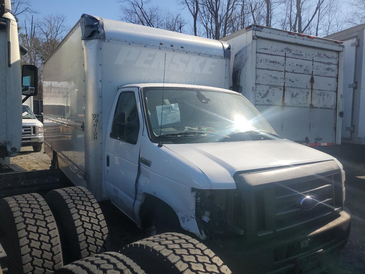 2022 Ford Econoline - Image 4