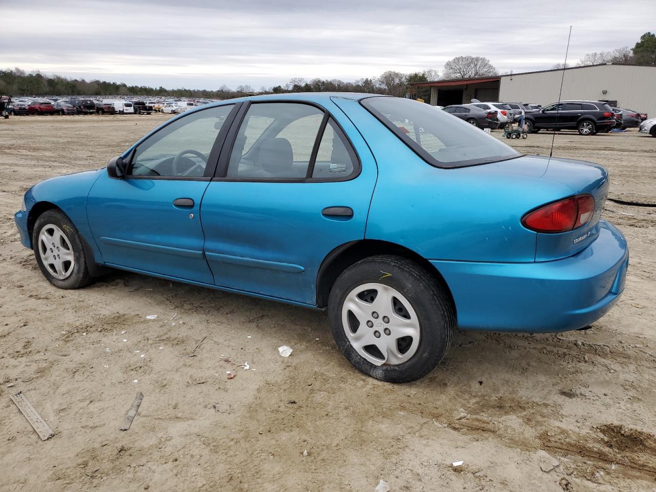 2000 Chevrolet Cavalier - Image 2