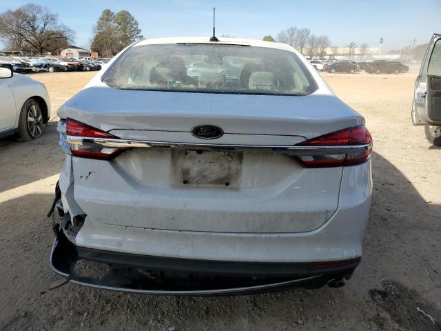  FORD FUSION 2017 Белы