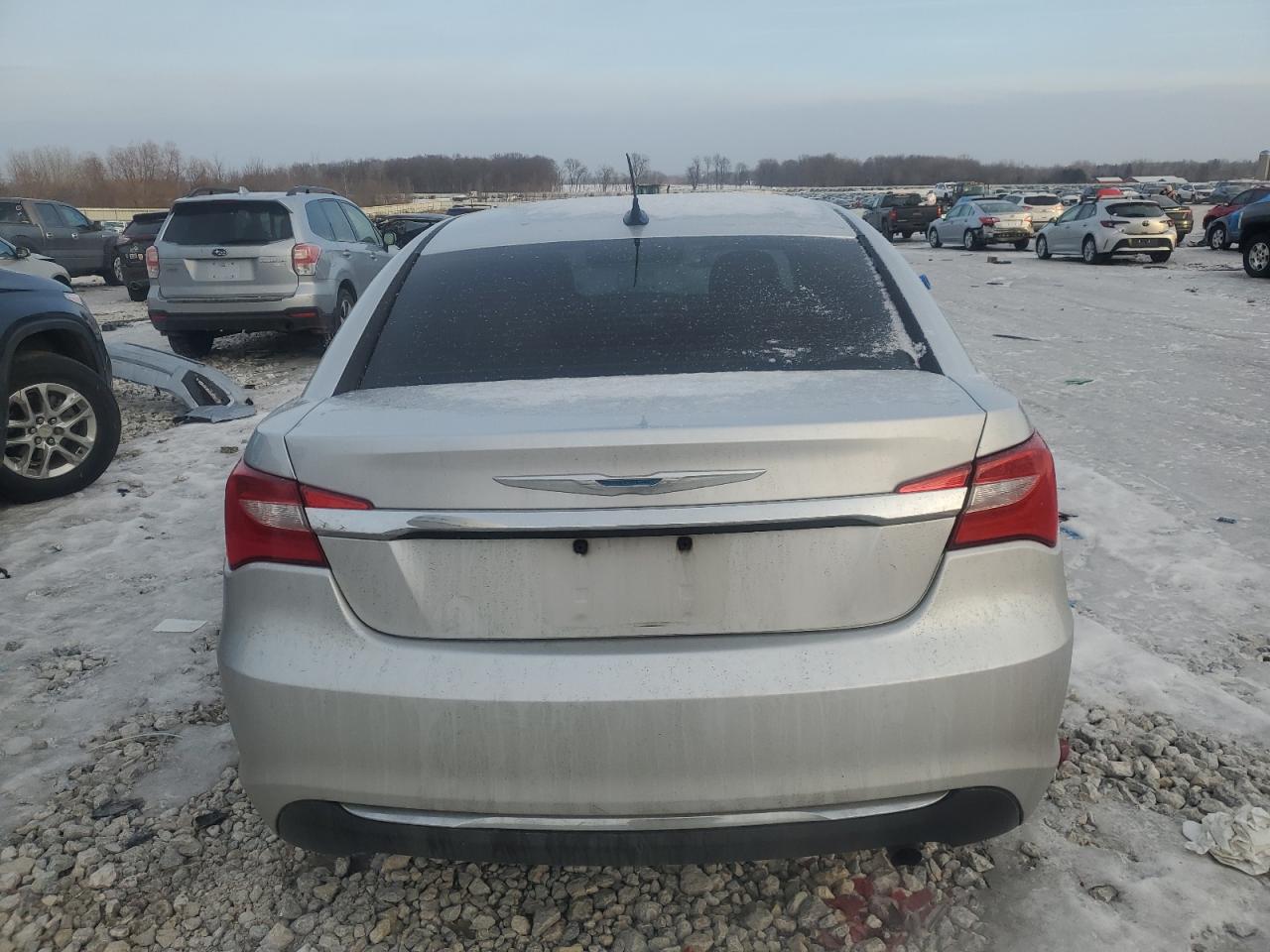 2011 Chrysler 200 - Image 6