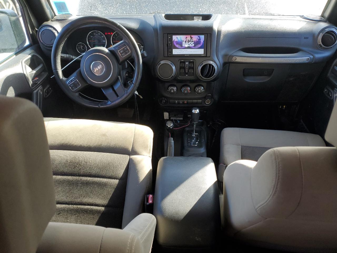 2018 Jeep Wrangler - Image 8