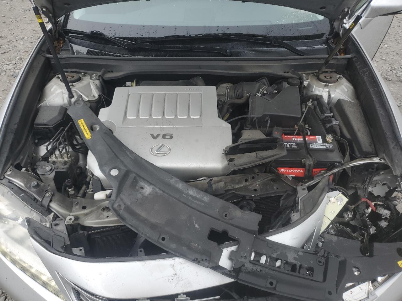 2015 Lexus ES - Image 12